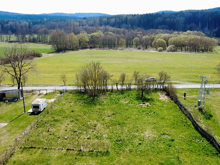 Prodej stavebního pozemku 1 100 m² - foto 4