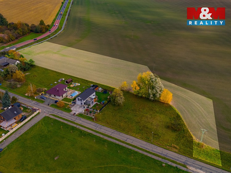 Prodej  stavebního pozemku 1 000 m² - foto 4