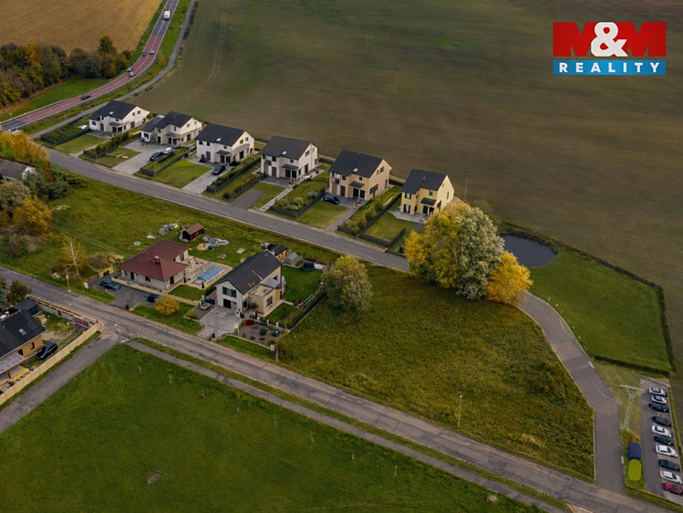 Prodej  stavebního pozemku 1 000 m² - foto 5