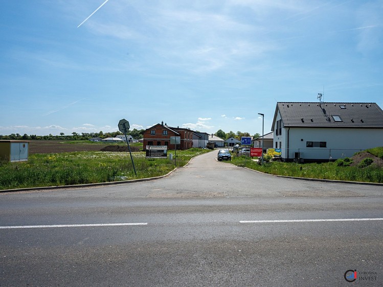 Prodej stavebního pozemku 950 m² - foto 8