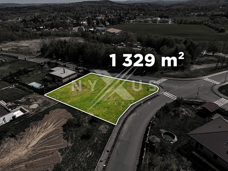 Prodej stavebního pozemku 1 329 m² - foto 2