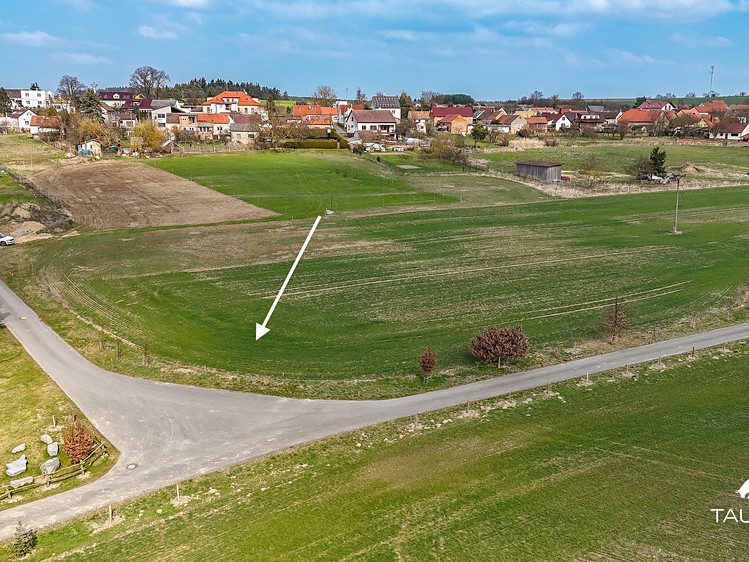 Prodej stavebního pozemku 823 m² - foto 6