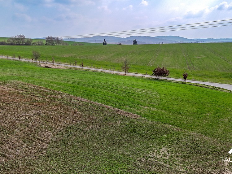 Prodej stavebního pozemku 1 091 m² - foto 8