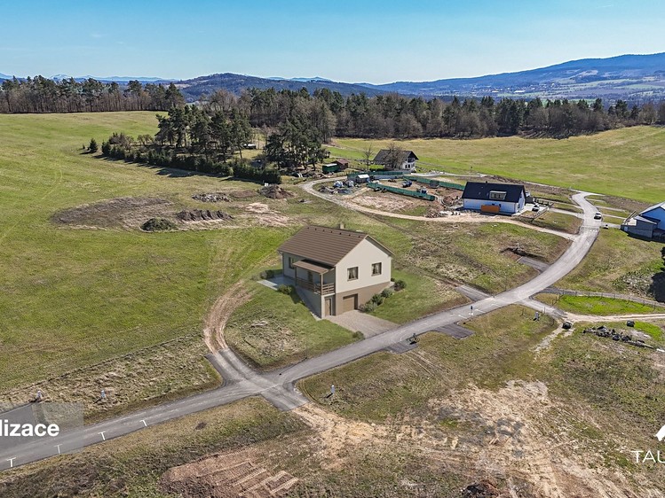 Prodej  stavebního pozemku 1 812 m² - foto 3