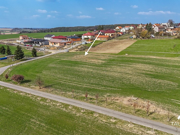Prodej stavebního pozemku 894 m² - foto 4