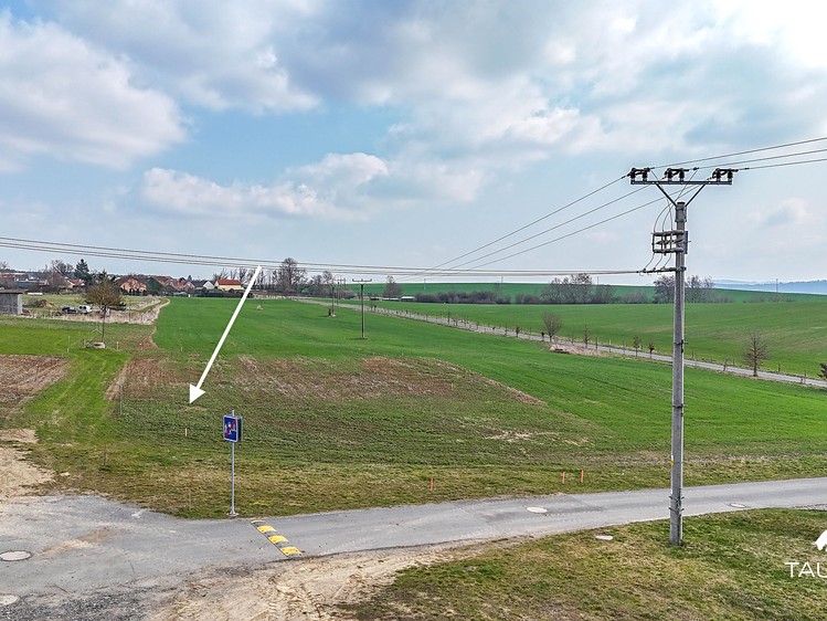 Prodej stavebního pozemku 894 m² - foto 7