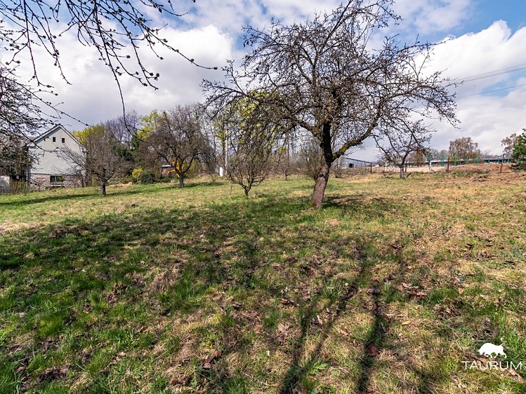 Prodej stavebního pozemku 1 630 m² - foto 4