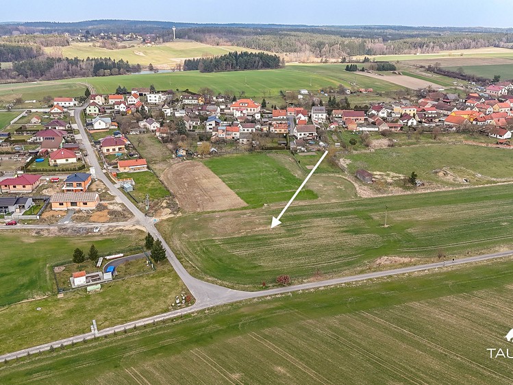 Prodej stavebního pozemku 3 796 m² - foto 3