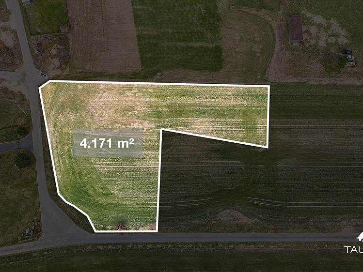 Prodej stavebního pozemku 3 796 m² - foto 2