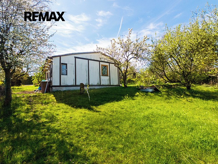 Prodej  stavebního pozemku 957 m² - foto 7