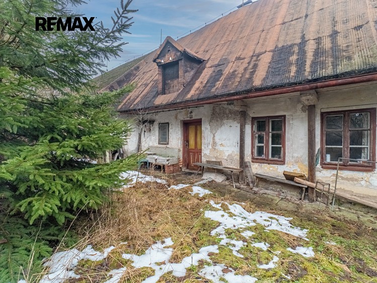 Prodej stavebního pozemku 2 386 m² - foto 7