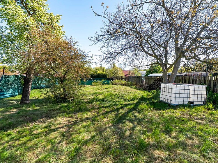 Prodej  zahrady 400 m² - foto 3