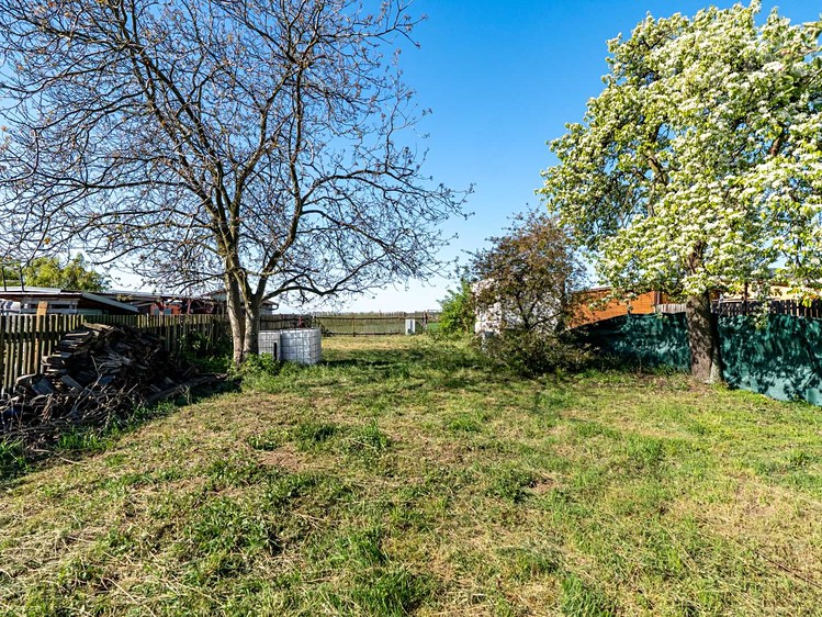 Prodej  zahrady 400 m² - foto 4