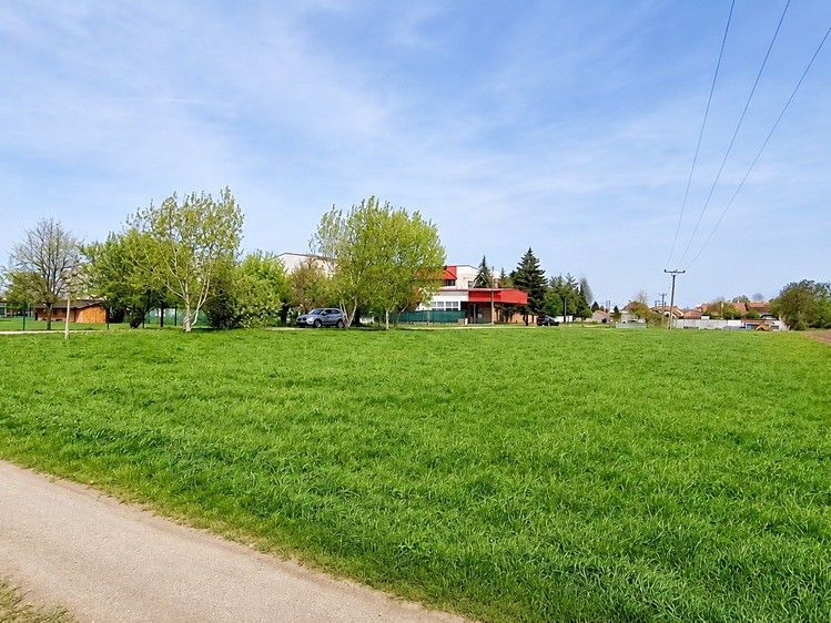 Prodej stavebního pozemku 853 m² - foto 5