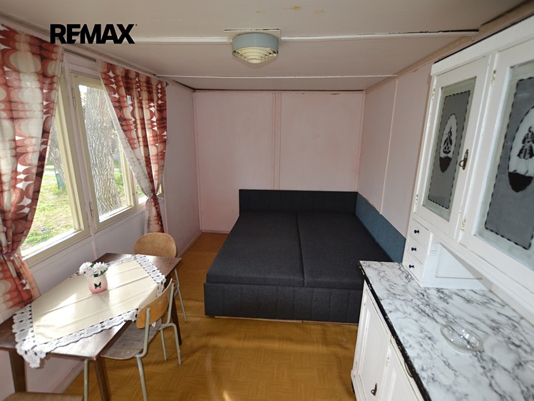 Prodej stavebního pozemku 586 m² - foto 7