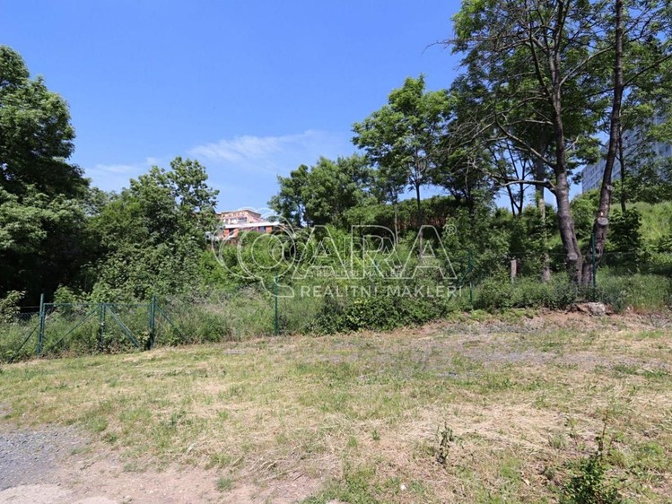 Prodej zahrady 2 049 m² - foto 1