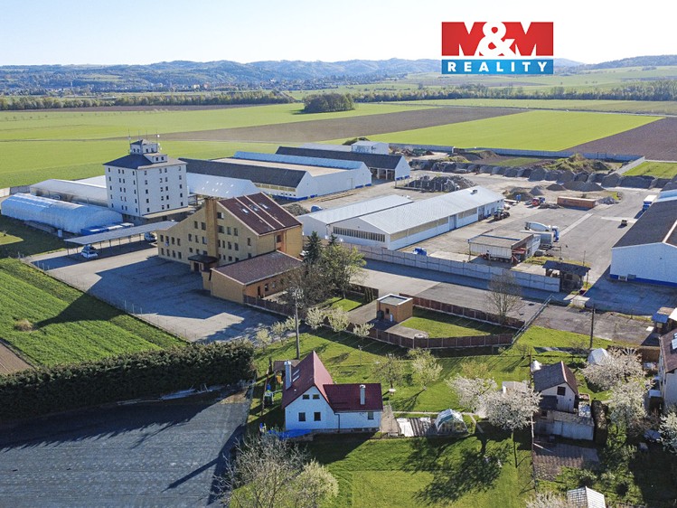 Prodej výrobní haly, prostoru 7 298 m² - foto 1