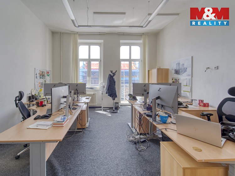 Pronájem kanceláře 102 m² - foto 2
