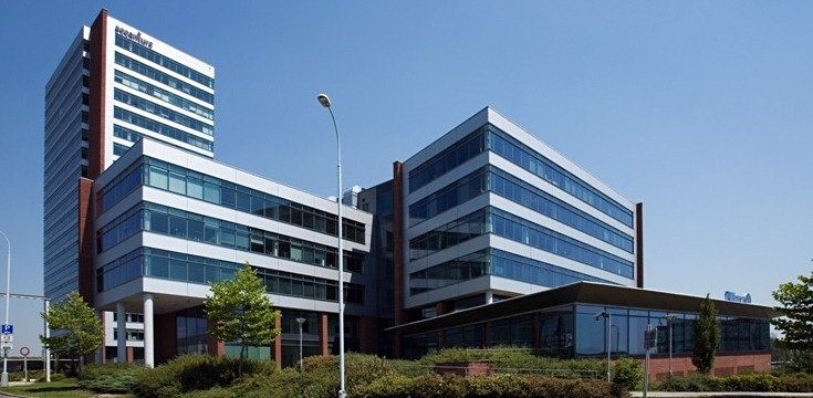 Pronájem kanceláře 75 m² - foto 3