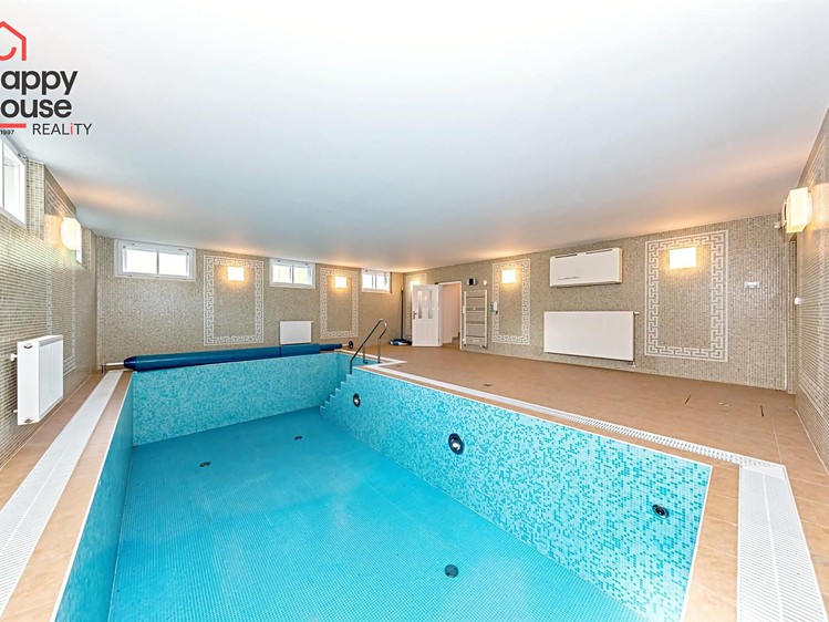 Pronájem kanceláře 827 m² - foto 2