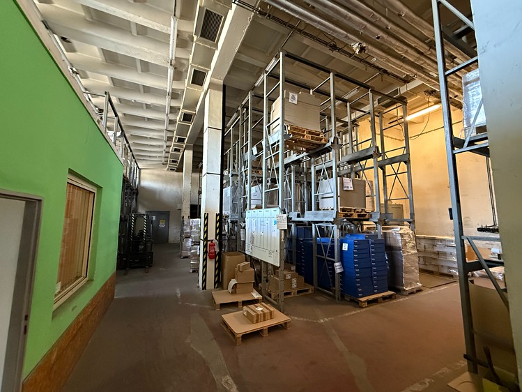 Pronájem skladového prostoru 1 000 m² - foto 3