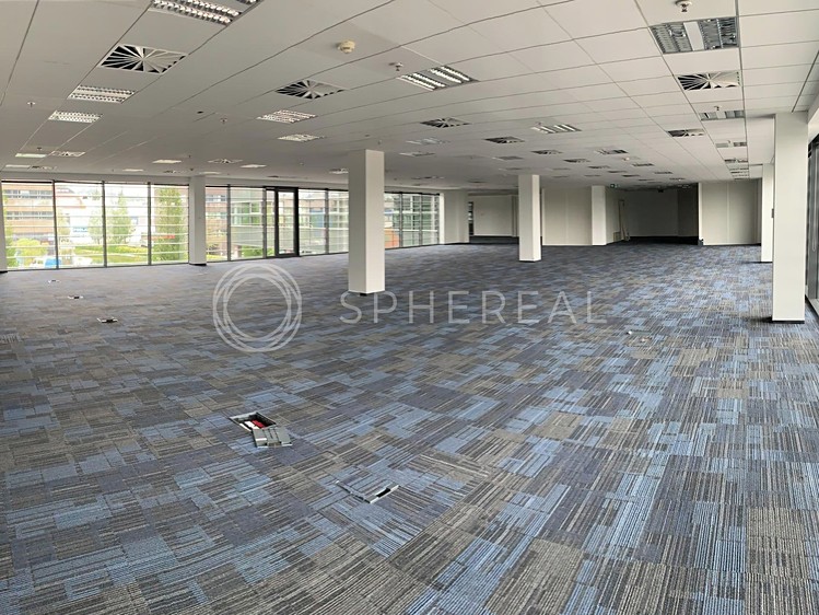 Pronájem kanceláře 240 m² - foto 4