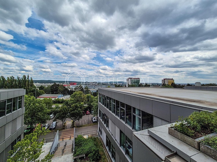 Pronájem kanceláře 1 000 m² - foto 1