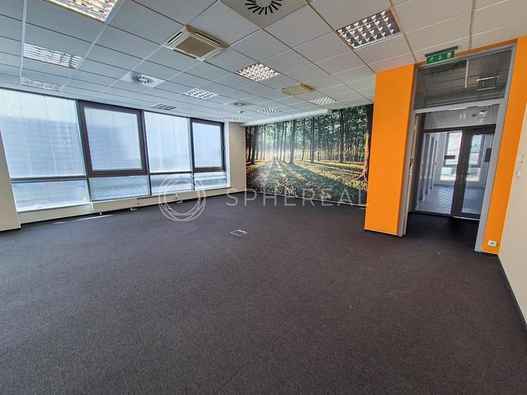 Pronájem kanceláře 202 m² - foto 4