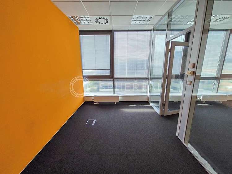 Pronájem kanceláře 202 m² - foto 6