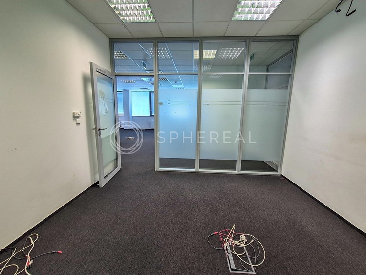 Pronájem kanceláře 202 m² - foto 5