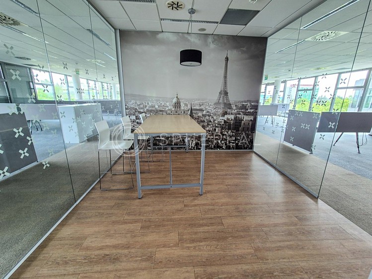Pronájem kanceláře 2 000 m² - foto 7