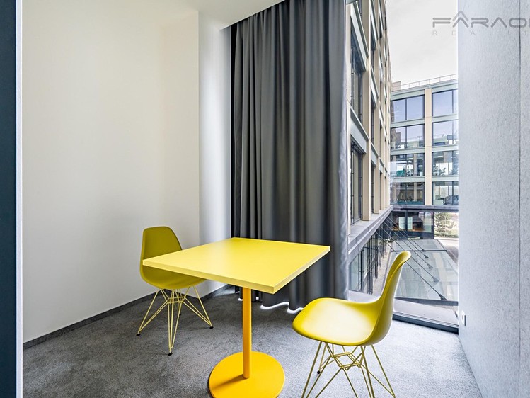 Pronájem kanceláře 706 m² - foto 6
