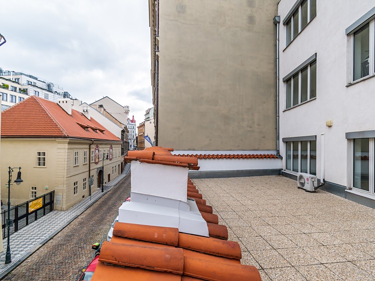 Pronájem kanceláře 20 m² - foto 4