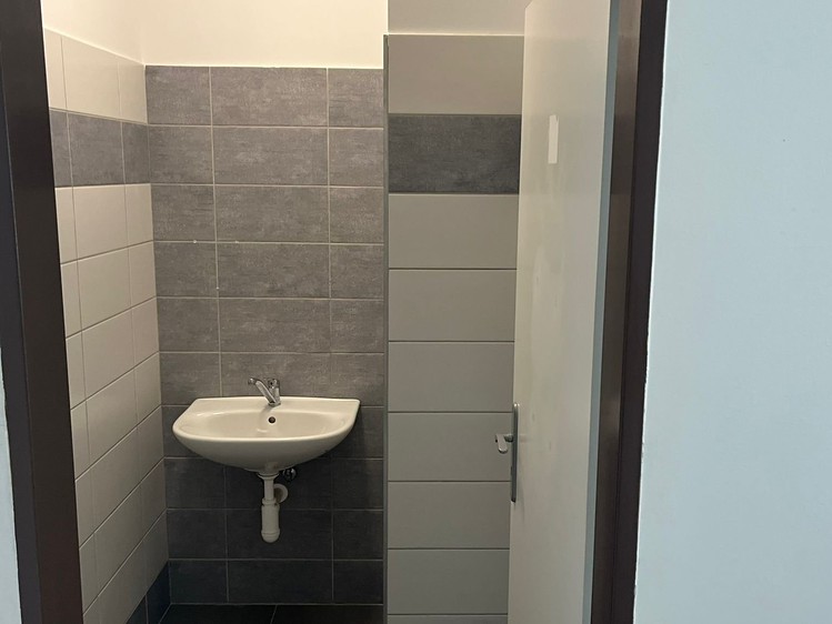 Pronájem obchodního prostoru 55 m² - foto 6