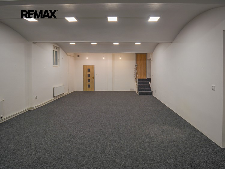 Pronájem obchodního prostoru 213 m² - foto 7