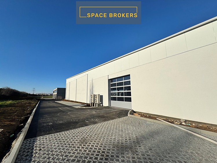 Pronájem obchodního prostoru 2 021 m² - foto 3