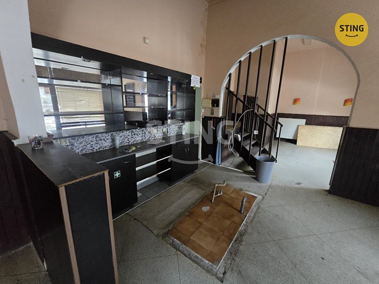 Pronájem obchodního prostoru 90 m² - foto 3