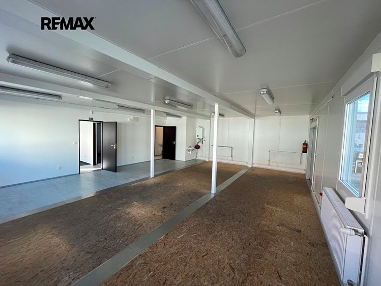 Pronájem obchodního prostoru 165 m² - foto 3