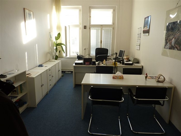 Pronájem kanceláře 16 m² - foto 2