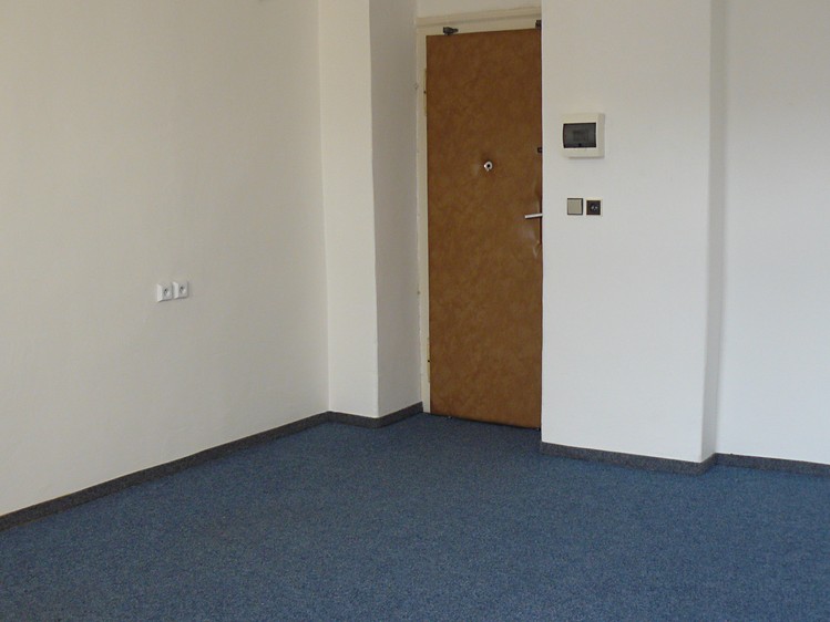 Pronájem kanceláře 34 m² - foto 4