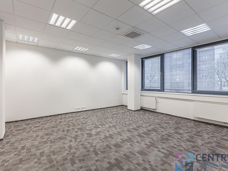 Pronájem kanceláře 116 m² - foto 6