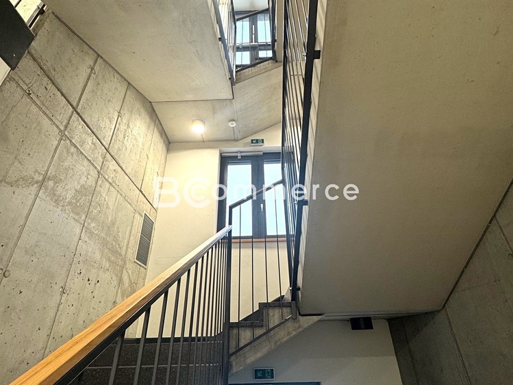 Pronájem kanceláře 46 m² - foto 5
