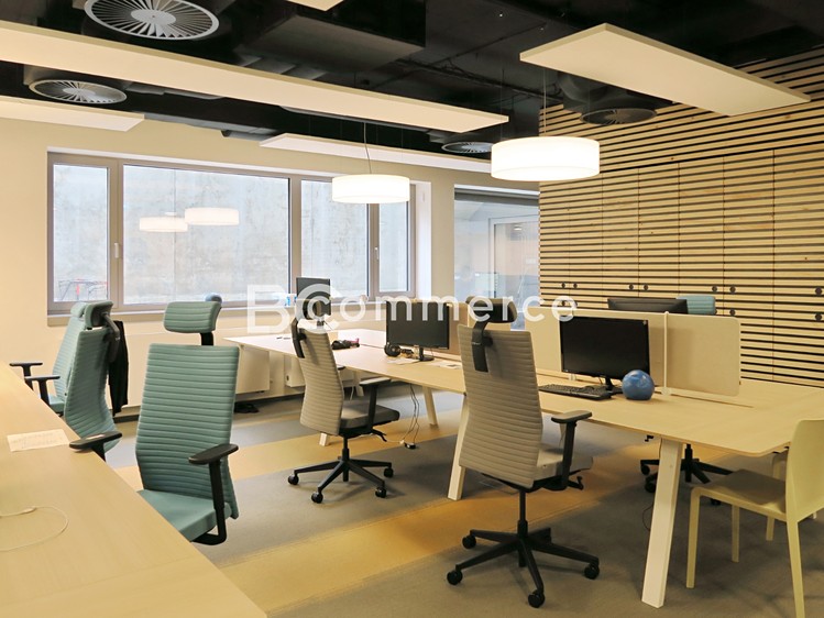Pronájem kanceláře 332 m² - foto 2