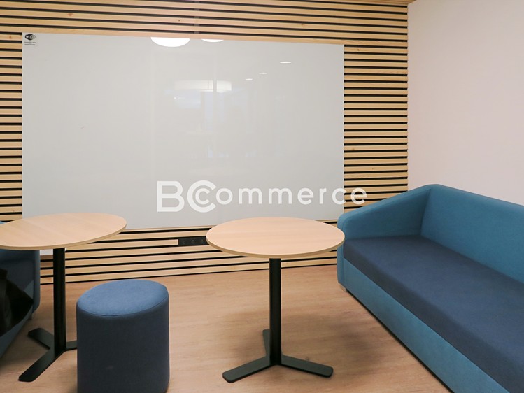 Pronájem kanceláře 332 m² - foto 8