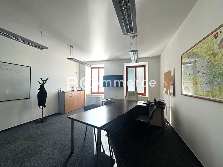 Pronájem kanceláře 103 m² - foto 3