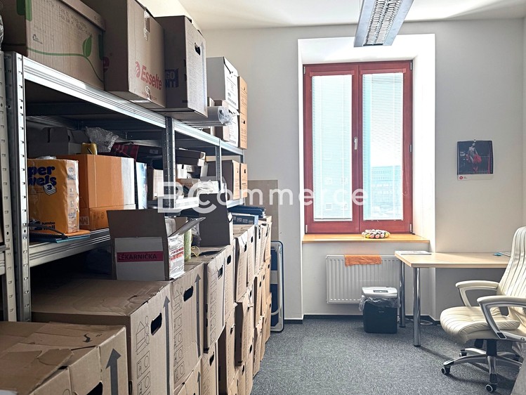 Pronájem kanceláře 103 m² - foto 5