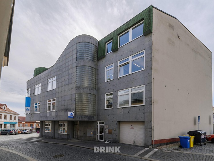 Pronájem kanceláře 317 m² - foto 2