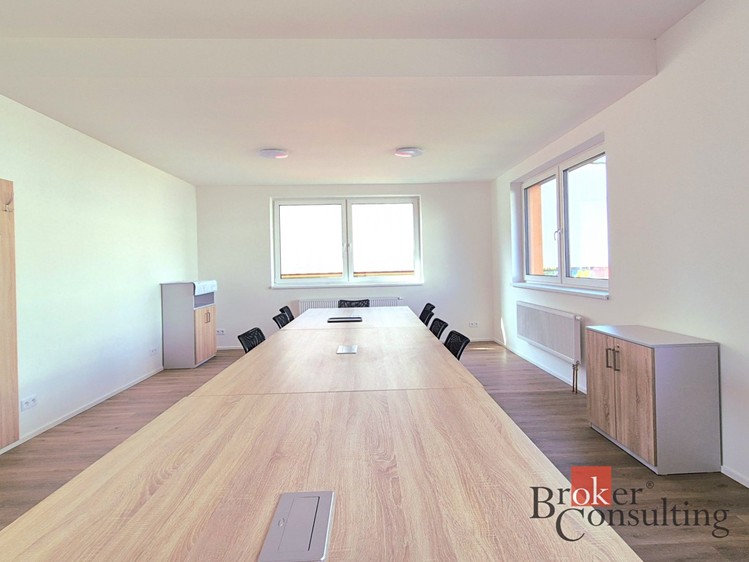 Pronájem skladového prostoru 2 785 m² - foto 4