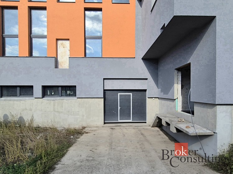 Pronájem skladového prostoru 2 785 m² - foto 6