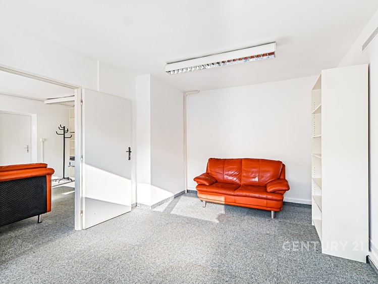 Pronájem kanceláře 32 m² - foto 4